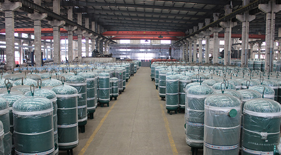 申容直供，只做性價(jià)比高儲(chǔ)氣罐！